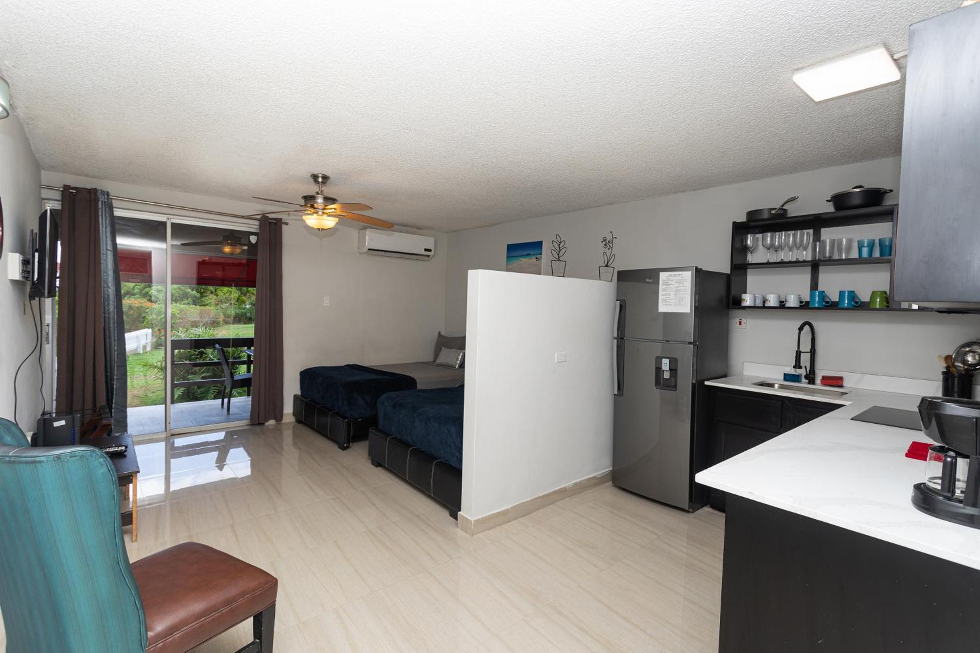 Montego Bay Club Apartments Eksteriør billede